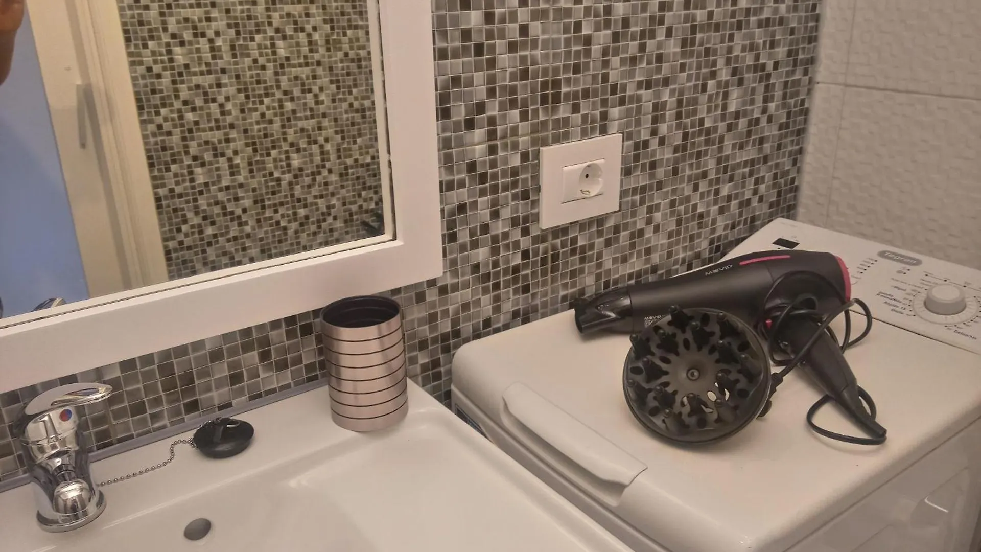 Apartamentos Hidalgo Puerto de la Cruz   Puerto de la Cruz (Tenerife)
